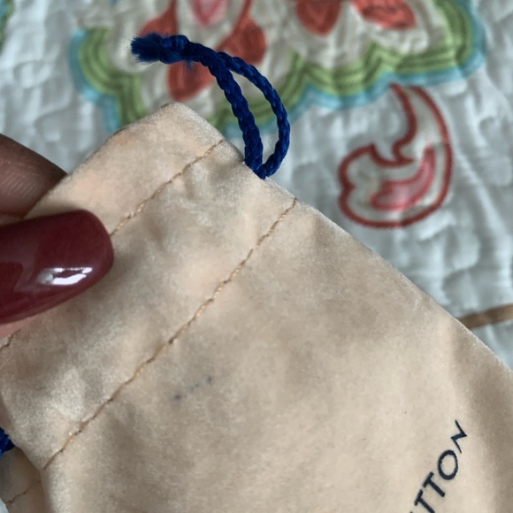 Louis Vuitton Drawstring Pouch - Picture 2 of 6
